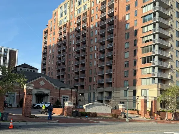 11710 Old Georgetown Rd APT 1322, North Bethesda, MD 20852