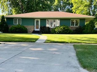 412 E Jackson St, Randolph, NE 68771