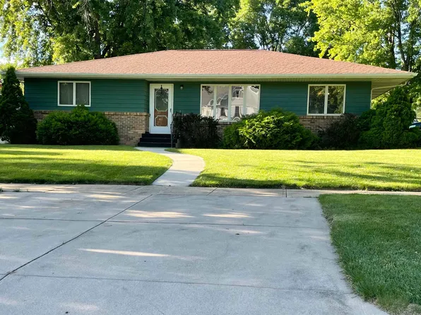 412 E Jackson St, Randolph, NE 68771