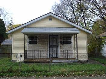 1st image of 943 Iola St