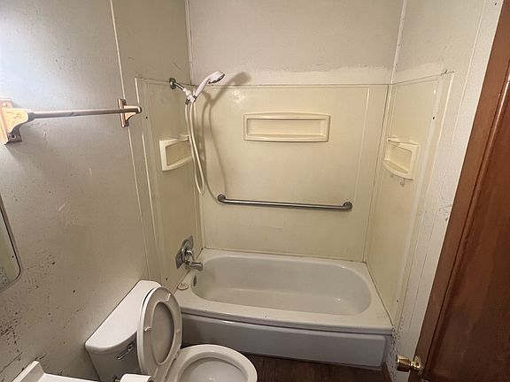 3rd image of 406 N Florida St