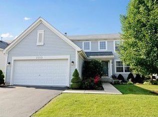 2353 Handley Ln, Aurora, IL 60502