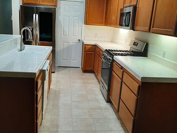3rd image of 2355 S El Mirlo