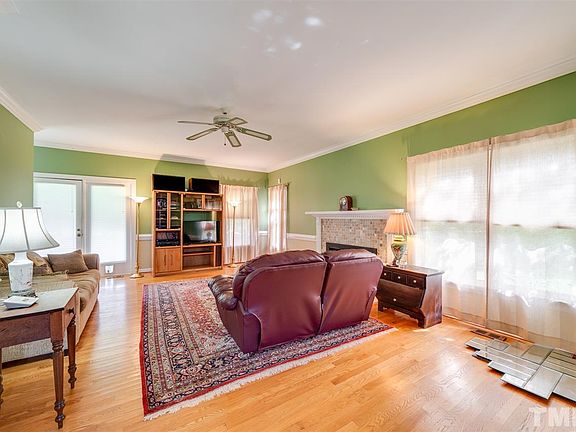 5th image of 5024 Westminster Ln