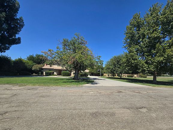 2nd image of 5501 10th Ave