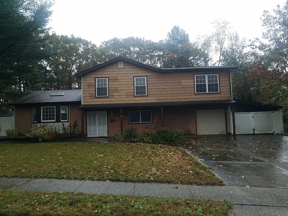1st image of 8 Conway Ct