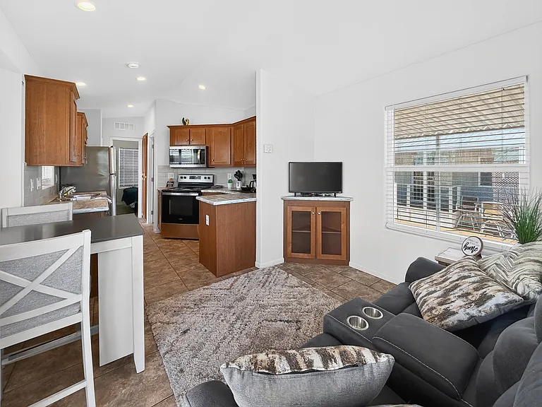1363 N Plaza Dr #18 — Photo 6
