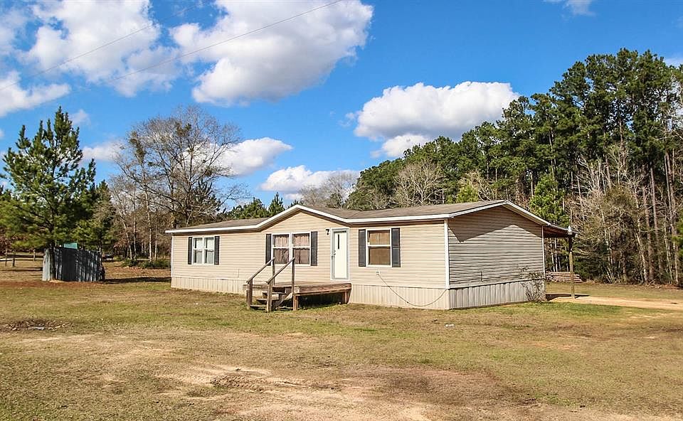 1st image of 944 Plantation Dr