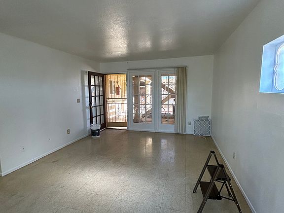 2nd image of 541 E Jacinto St #547