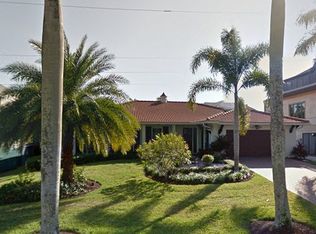 124 14th Ave S, Naples, FL 34102