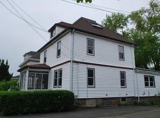 14 Royal St, Quincy, MA 02170