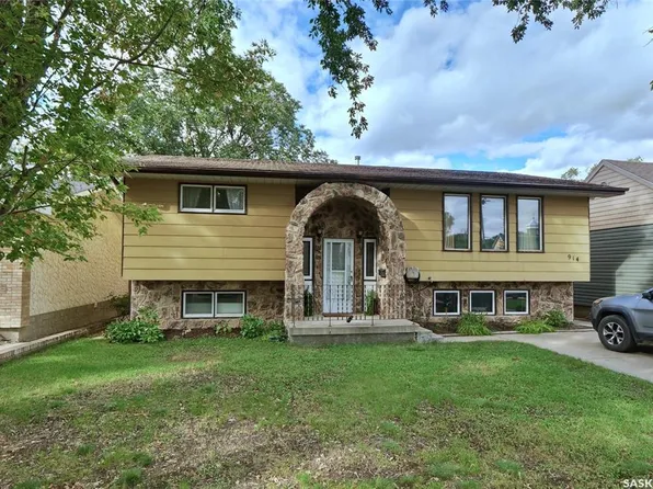 914 Duffield STREET W, Moose Jaw, SK S6H 5J9