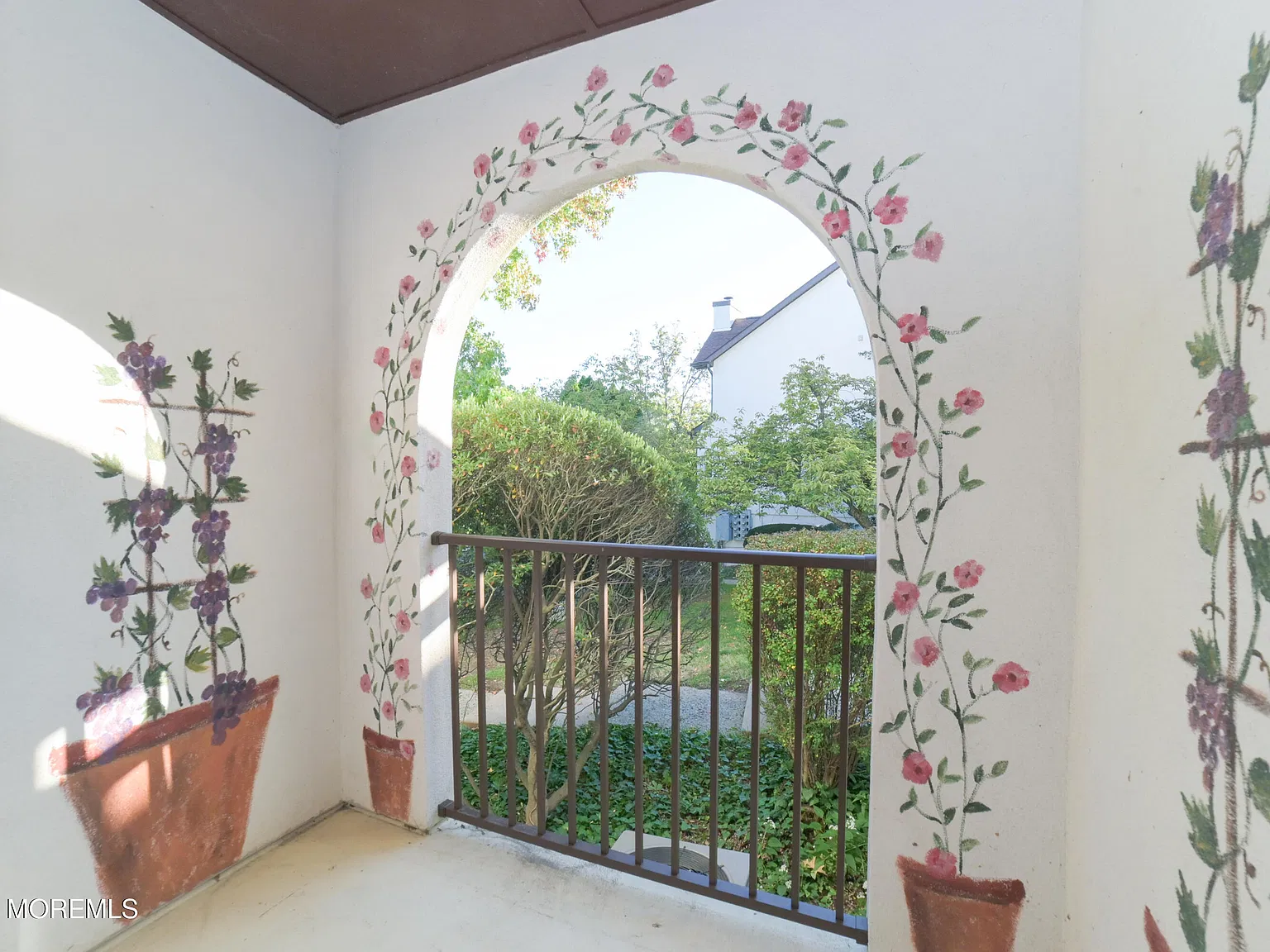 2 bed, 2.5 bath, 1556 sqft, $4,800 — Photo 3