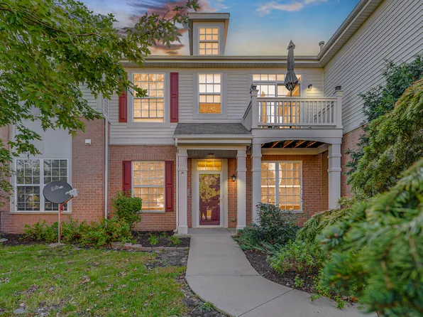 10201 Camden Ln, Bridgeview, IL 60455