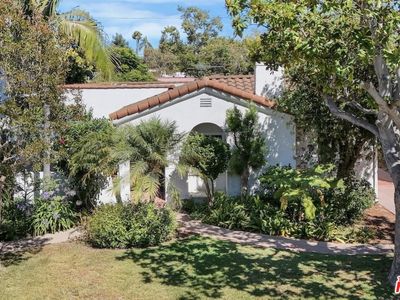 934 Keniston Ave, Los Angeles, CA, 90019
