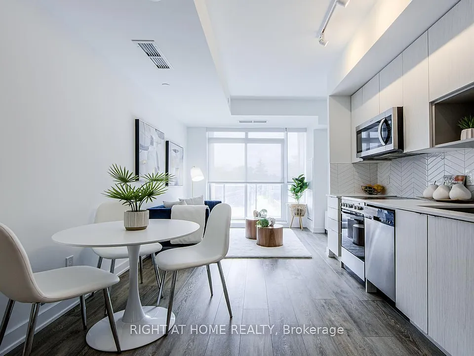 630 Greenwood Ave #204