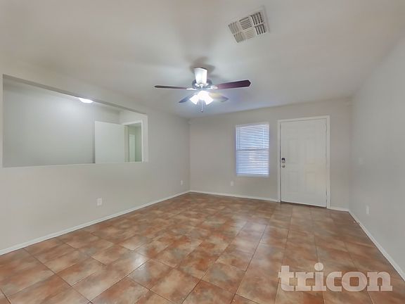 2nd image of 11519 W Windrose Ave