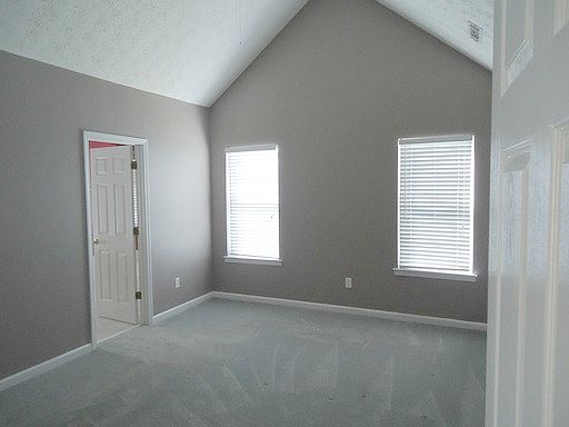 3rd image of 3011 Century Ln