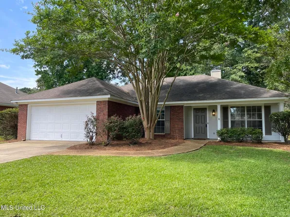 143 Eastwood Cir, Florence, MS 39073