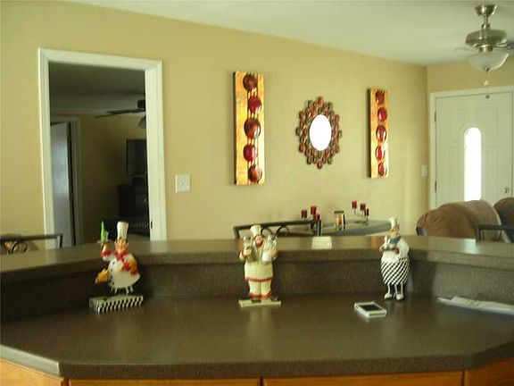 5th image of 6832 12th St N