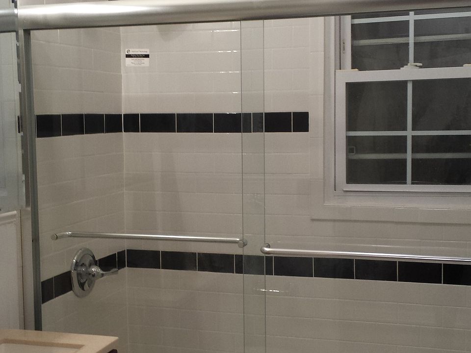 2nd image of 46 Rich St APT 1B