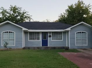2850 Dutton Dr, Dallas, TX 75211