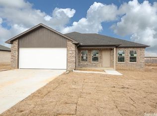 15 Winchester Dr, Ward, AR 72176
