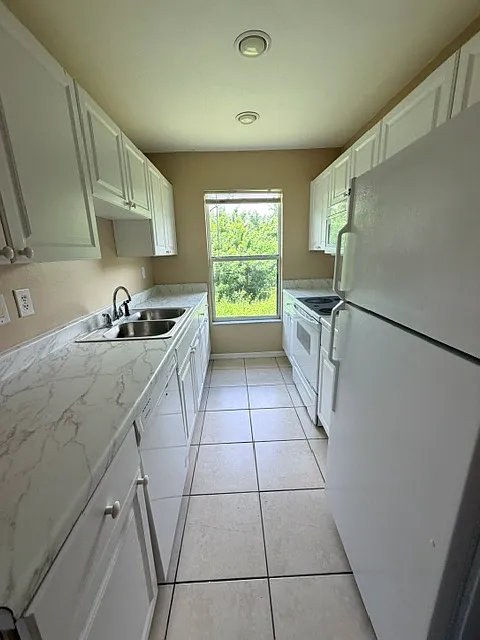 4724 25th St. SW - Great 2 Car Garage Duplex — Photo 1