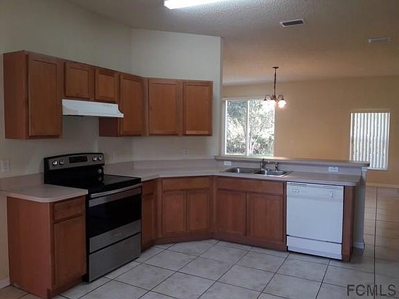 3rd image of 104 Ryan Dr