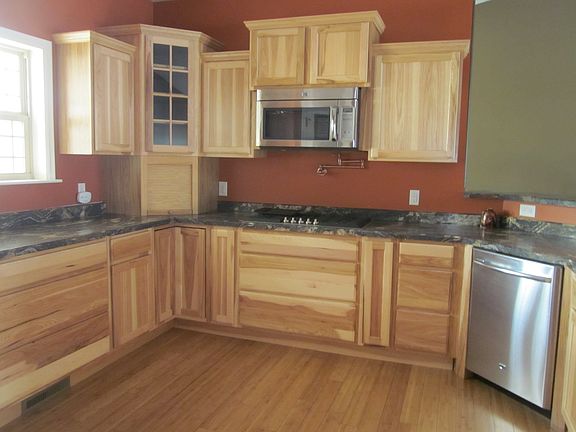 3rd image of 280 E Lakeview Dr