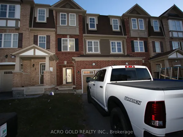 32 Mercedes Rd, Brampton, ON L7A 0Z2