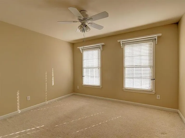 515 Mellbrook Ln — Photo 39