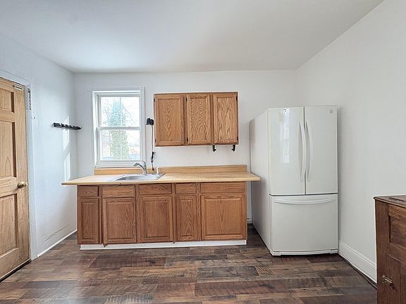 4th image of 341 Ellsworth Ave Unit 2