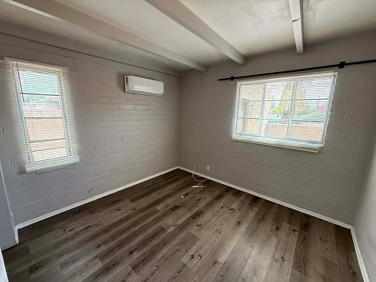 827 N Columbus Blvd — Photo 13
