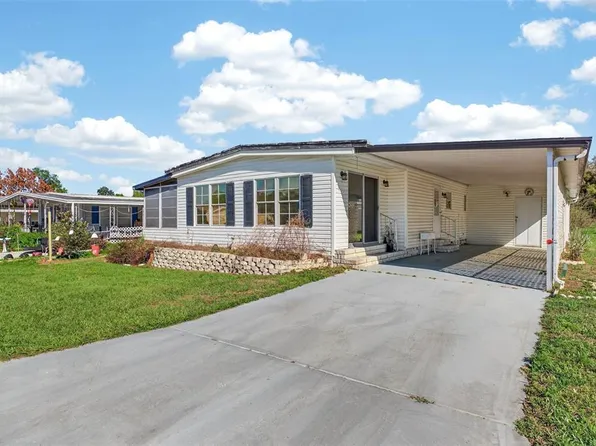 39213 Flora Ave, Zephyrhills, FL 33542