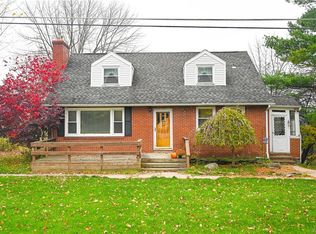 2608 Three Rod Rd, East Aurora, NY 14052