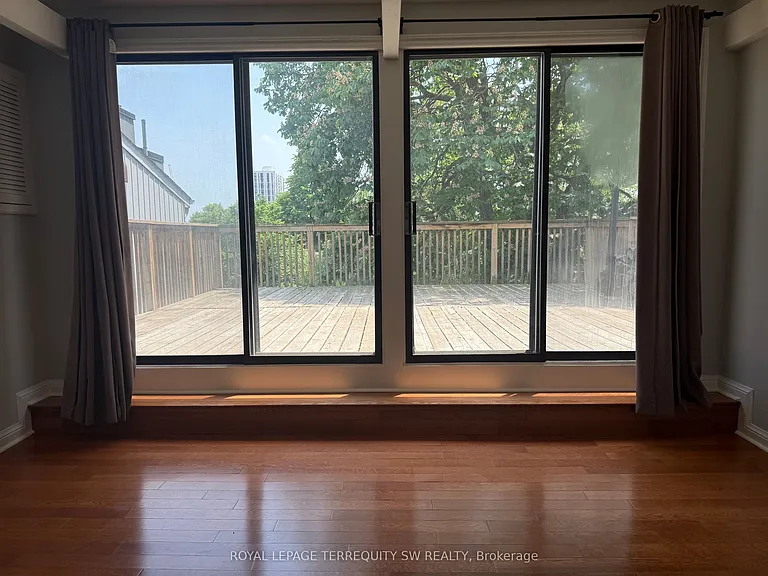 29 Winchester St #3 — Photo 18