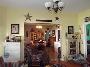 26 Trinity Pl #1, Amsterdam, NY 12010