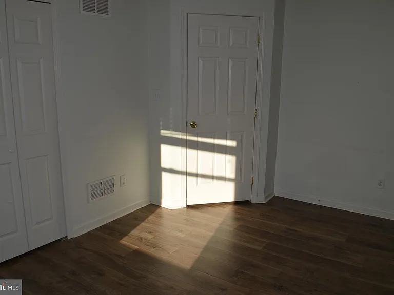 12113 Fallen Timbers Cir — Photo 13