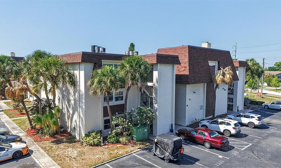 1st image of 6370 1ST STREET N #202