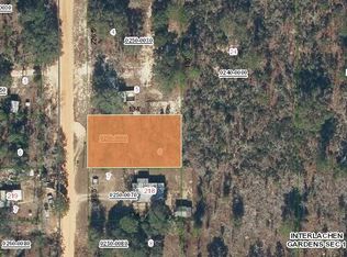 220 Violet Ave, Interlachen, FL 32148