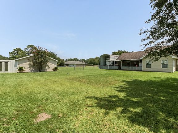 5th image of 598 Augustine Dr