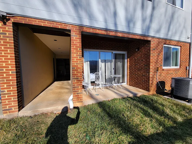 1604 Monticello Ave #B — Photo 16