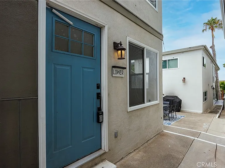 443 Bent St — Photo 14