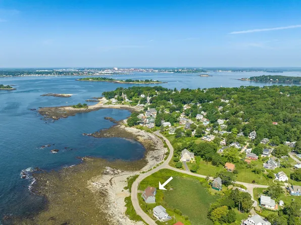 176 Seashore Avenue, Portland, ME 04108
