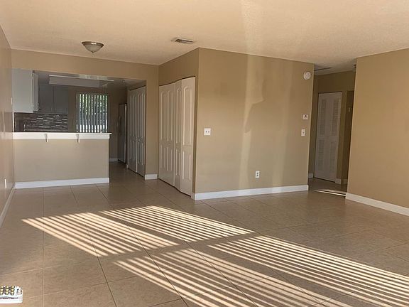2nd image of 50 Las Brisas Ct