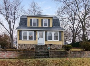 62 Spring St, Milford, CT 06460