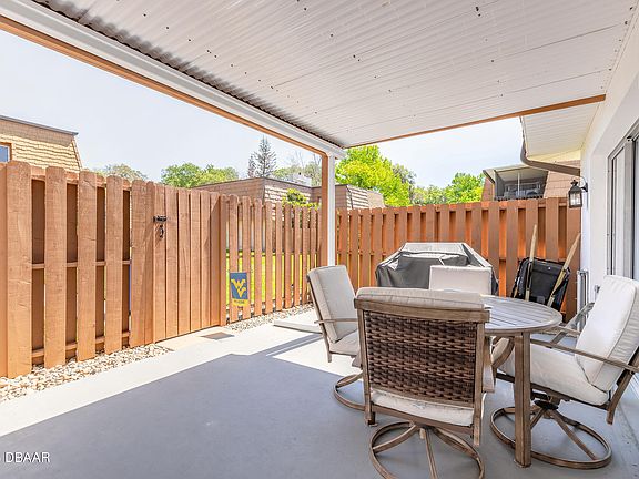 5th image of 178 Moonstone Ct