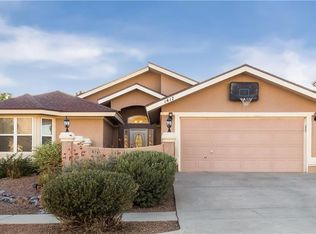 1417 Black Ridge Dr, El Paso, TX 79912