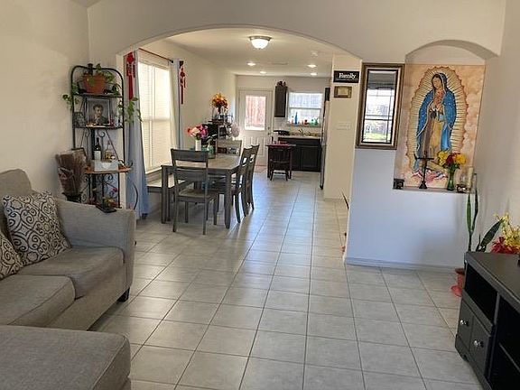 2nd image of 2033 Port Louisiana Dr